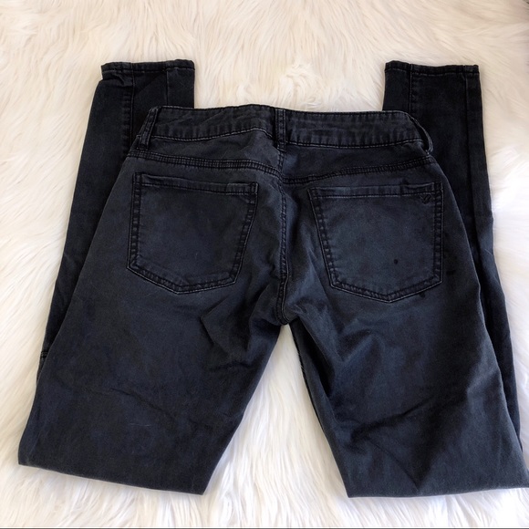 AEO navy color skinny pants with texture - Picture 4 of 5